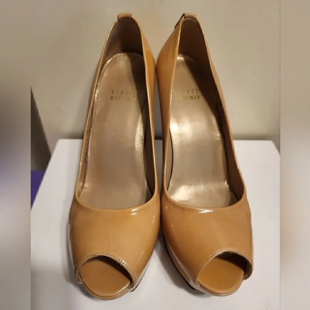 Stuart Weitzman Beige Patent Leather Peep Toe Platform Sandals Sz 6.5 MSRP $495